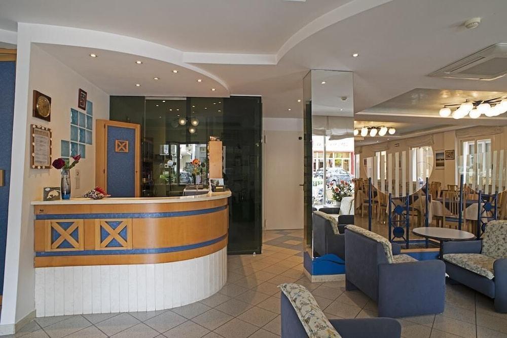 Hotel Adria B&B - Colazione Fino Alle 12 ميسانو ادرياتيكو المظهر الخارجي الصورة